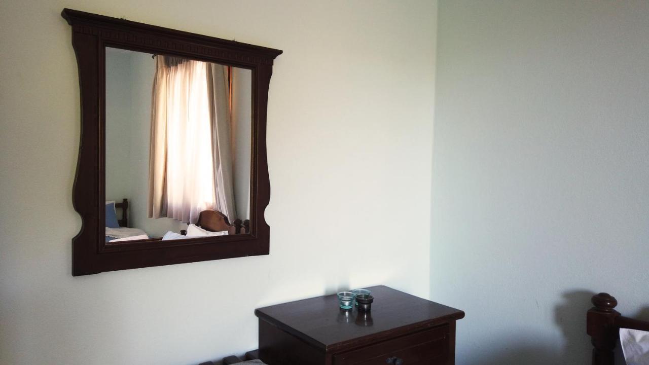 Fistiki Rooms Agia Marina  외부 사진