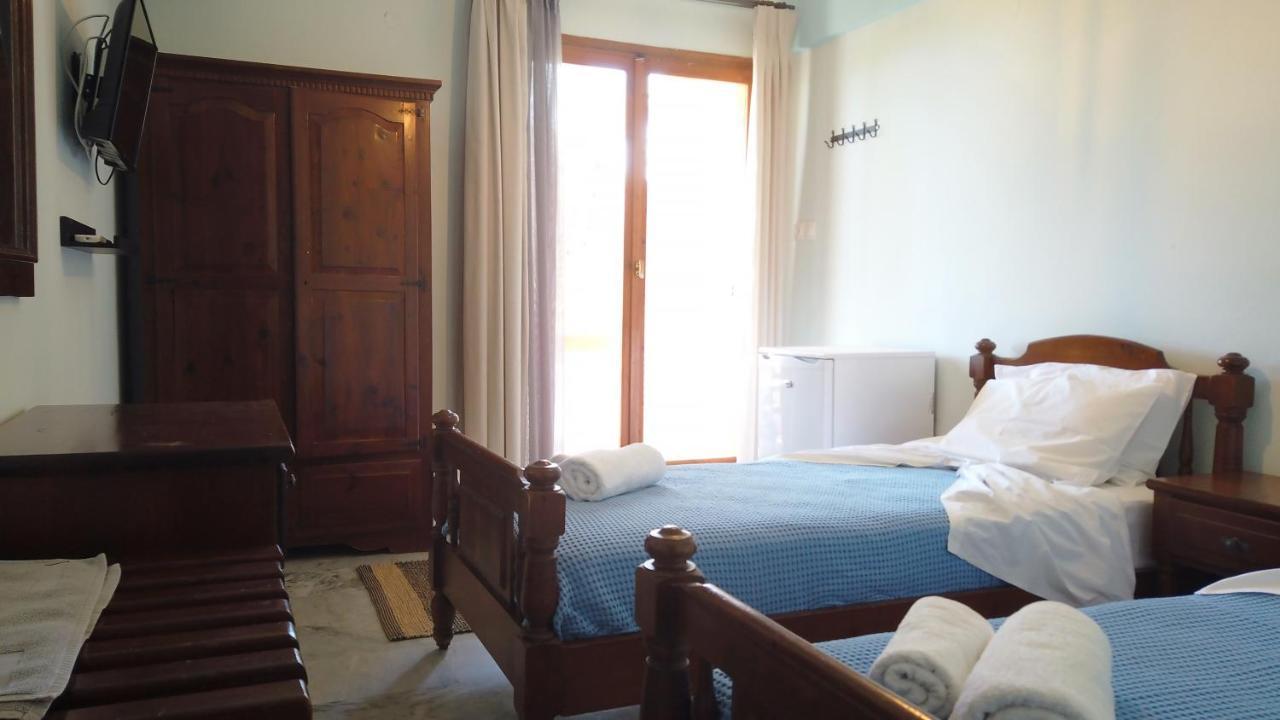 Fistiki Rooms Agia Marina  외부 사진