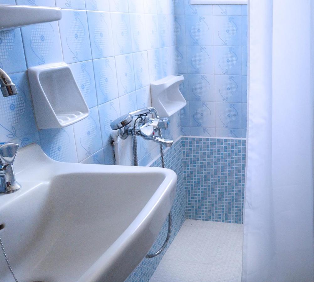 Fistiki Rooms Agia Marina  외부 사진