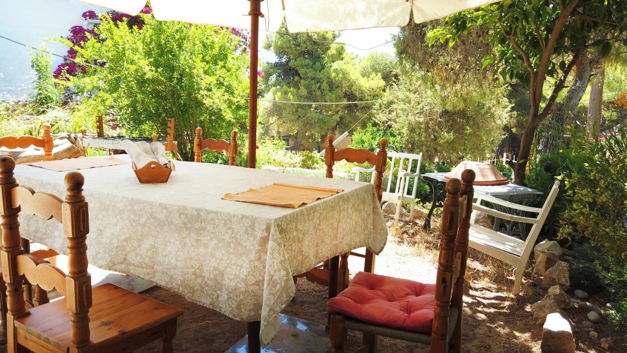 Fistiki Rooms Agia Marina  외부 사진