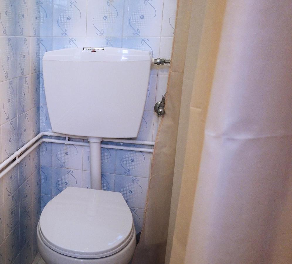 Fistiki Rooms Agia Marina  외부 사진